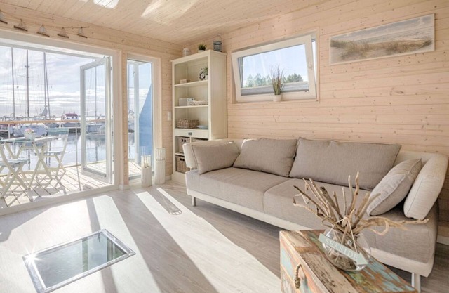 Antje Frieda Comfortable holiday residence