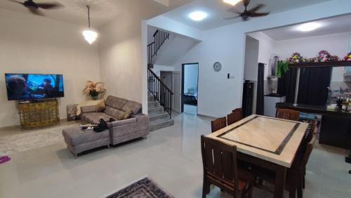 Antsa Homestay