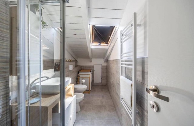 "Anturio" 15 min from the Duomo with parking