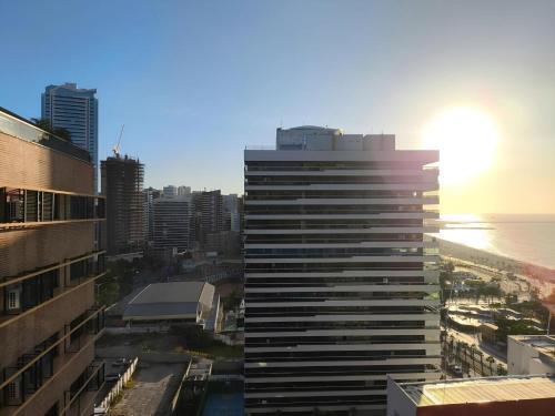 Apê de 2 quartos reformado a 100m da Beira Mar