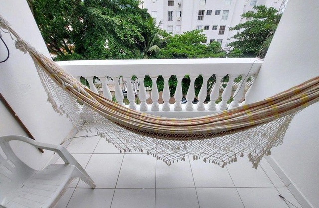 Ap 02 dorms - Enseada - com sacada, Ar-Cond, Wi-Fi, 01 vaga, Lado Praia