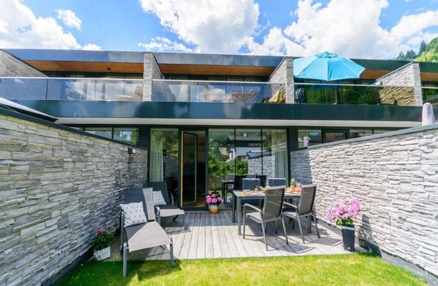 Apartment in Neukirchen near Ski Lift & Sauna