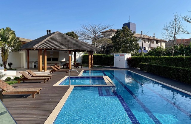 Apenas 3 Minutos do Mar com Piscina Incrível