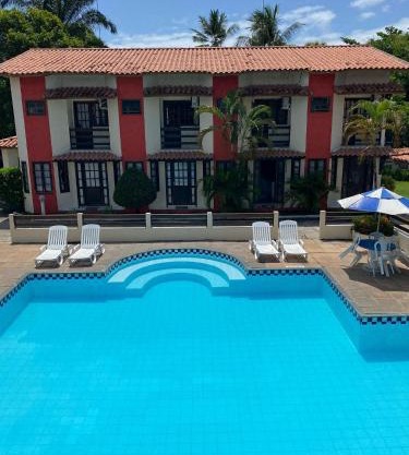 AP28 com 2 suítes para até 8 pessoas, pertinho da Praia de Taperapuã, apenas 3 minutos a pé
