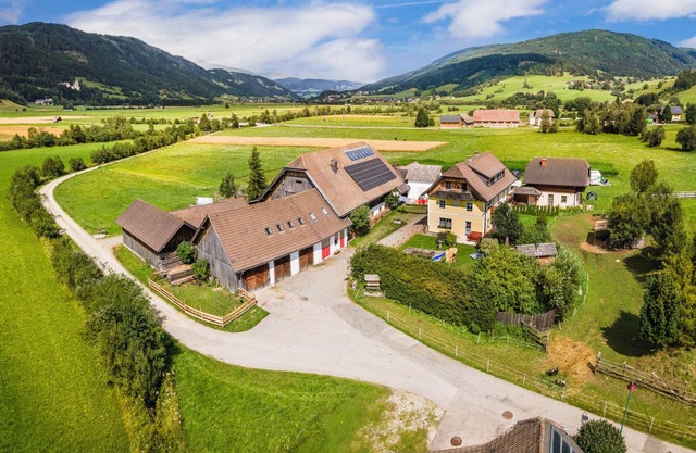 Apartment 'Omas Stüberl' with Mountain View and Wi-Fi