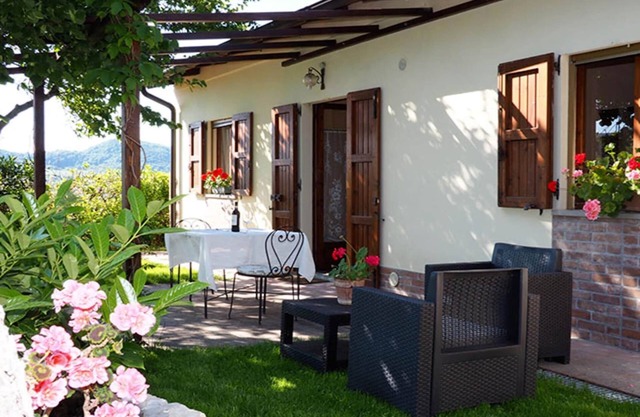 Apartment Monte Santa Maria with Pool Views