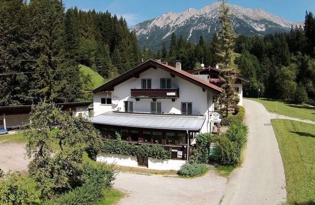 Apartment in Scheffaui near Ski Slopes