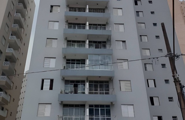 Apartment in Guilhermina - Praia Grande - SP (Block from the Beach)