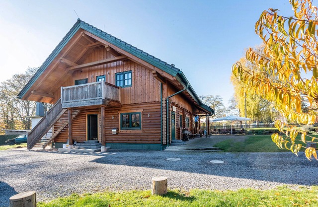 Apartment 'Blockhaus' with Mountain View, Shared Garden and Wi-Fi