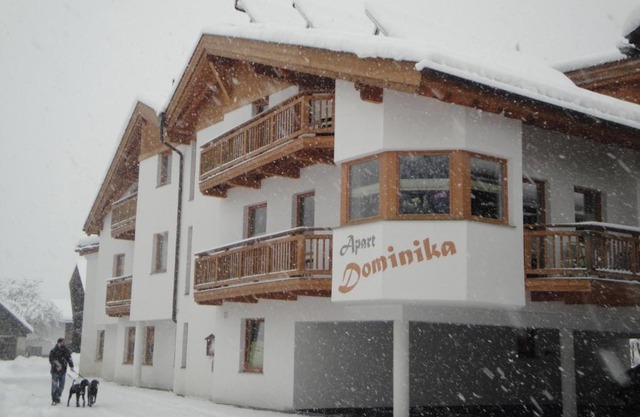 Apart Dominika