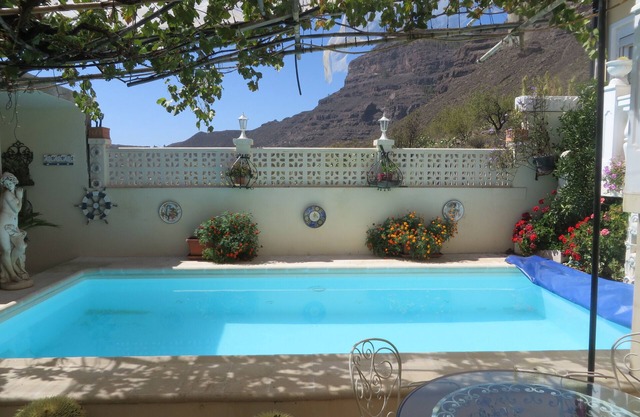 Apartment Finca Cortez with pool, in a wonderfully quiet mountain location