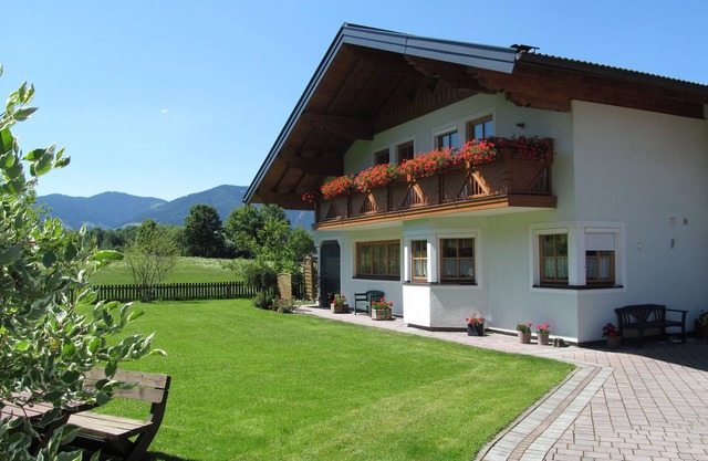 Apart Roßbrand wir freuen uns Sie im Ferienhaus Kahr begrüßen zu dürfen!