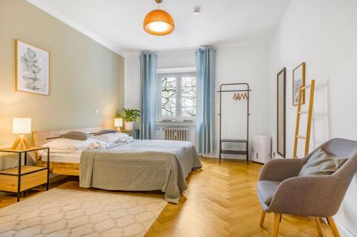 Apart21- Spacious 3 BR with WiFi Kitchen Games