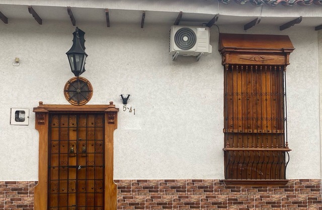 APARTAESTUDIO AMOBLADO EN CENTRO HISTORICO DE GUADALAJARA DE BUGA