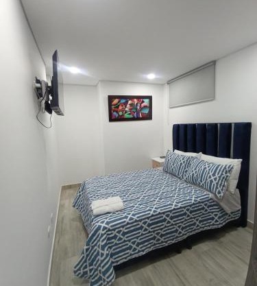 Apartaestudio amoblado, Edificio Avanzzare T2-504