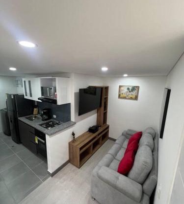 Apartaestudio amoblado, Edificio Avanzzare T1-603