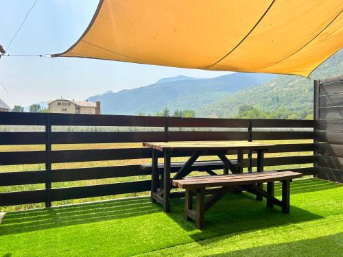 Apartament amb terrassa a Esterri by RURAL D'ÀNEU