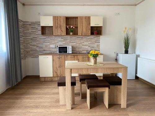 Apartament Cristian