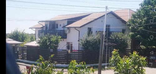 Apartament Elenys