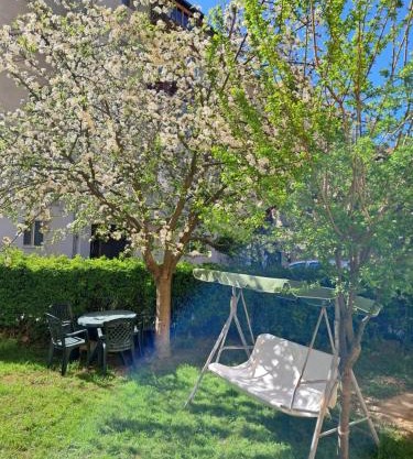 Apartament PARTER CU GRADINA
