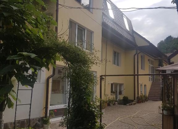 Apartament Teilor