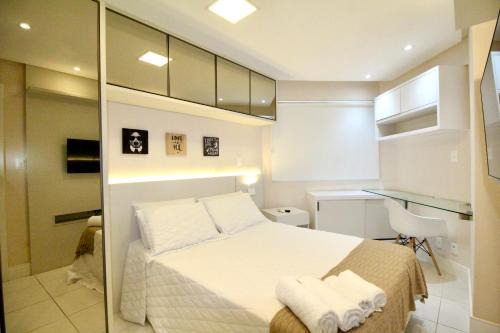 Apartamento ao lado do Shopping Salvador, piscina, academia, garagem
