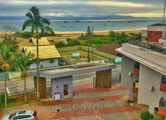 Apartamento beira mar em Ponta das Canas