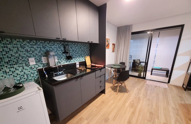 Apartamento Novinho ao Lado da Estação Oscar Freire, Bairro Nobre de Pinheiros