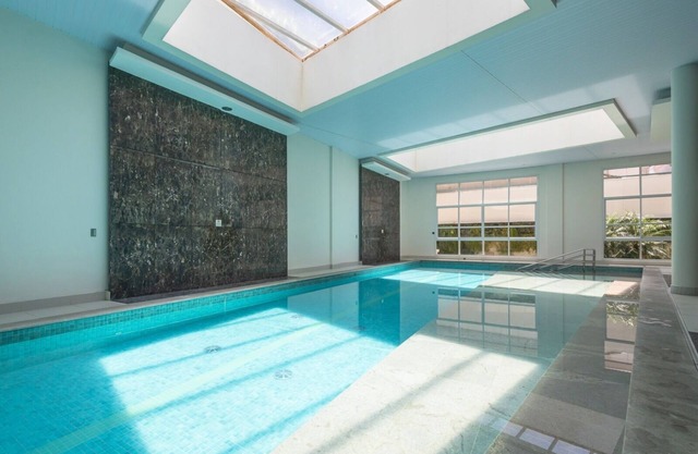 Apartamento em Pinheiros SP - Piscina Aquecida - Aconchegante e Luxuoso - Metrô