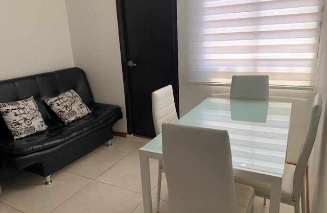 Apartamento cerca del CC Titan Plaza