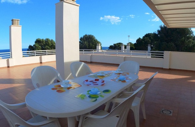 Apartamento con Espectaculares Vistas al Mar (Llobeta 3A)