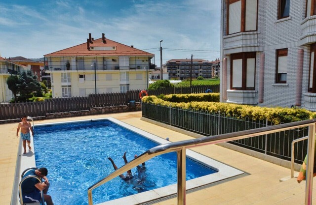 Apartamento con piscina y garaje - Playa Azul 5924