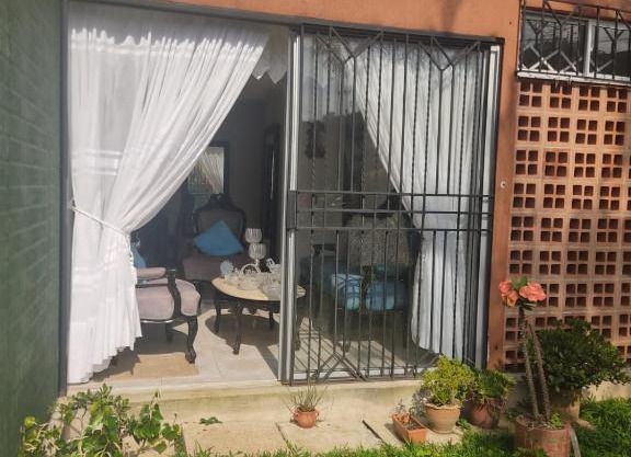 Apartamento conjunto cerrado en Envigado.
