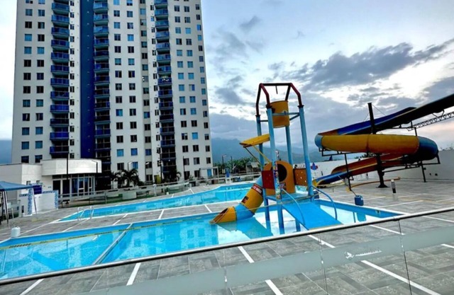 Apartamento de Lujo en Ibague Excelente Vista Cerca a los Centros Comerciales