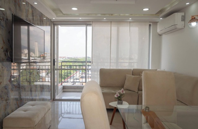 Apartamento elegante en el Norte con full AC