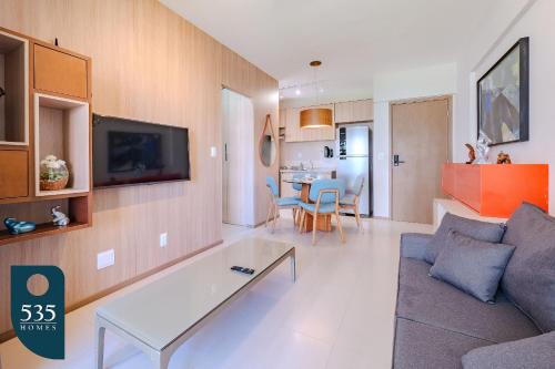 Apartamento em condomínio moderno no Itaigara
