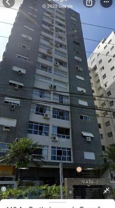 Apartamento em frente ao mar