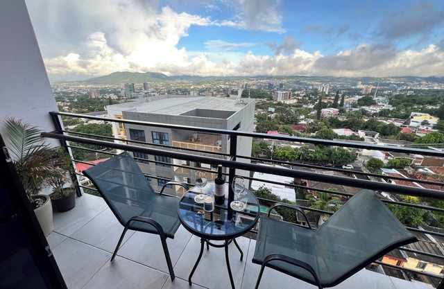 Apartamento en la Ciudad con una Vista Impresionante