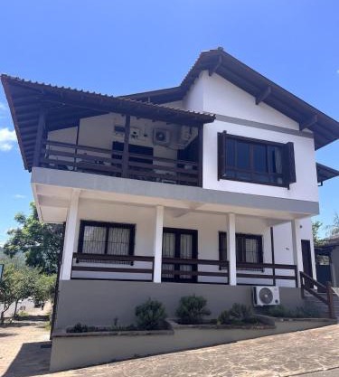 Apartamento espaçoso e central