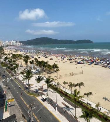 Apartamento frente mar