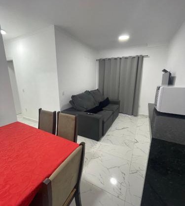 Apartamento na Martim de Sá com piscina e estacionamento