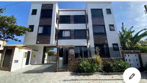 Apartamento novo, próximo à praia e centro eventos