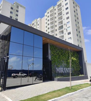 Apartamento novo com jardim privativo!