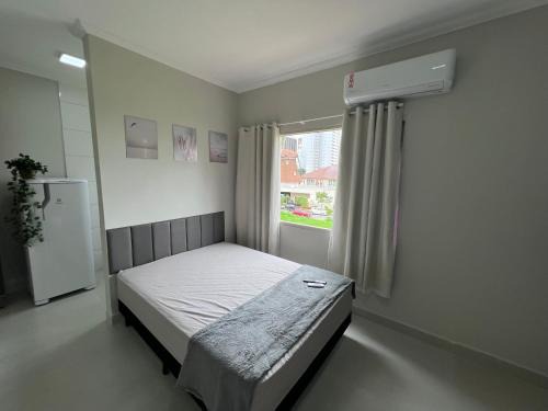 Apartamento novo próximo a Av do CPA