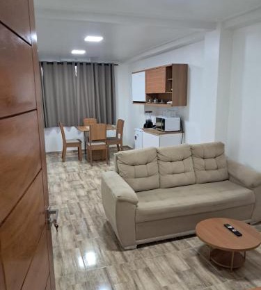 Apartamento por temporada - Edifício Fernando Dias