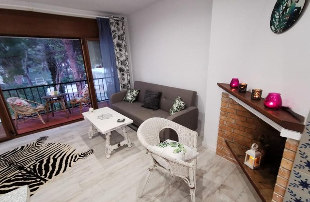 APARTAMENTO PORT DE RODA DE BARA -ROC SANT GAIETA