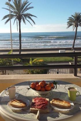 Apartamento Primera Linea de Mar, Cunit