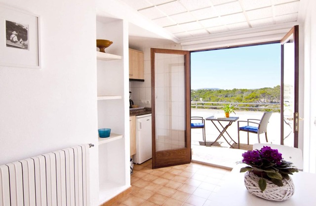 Apartamentos Cala Figuera