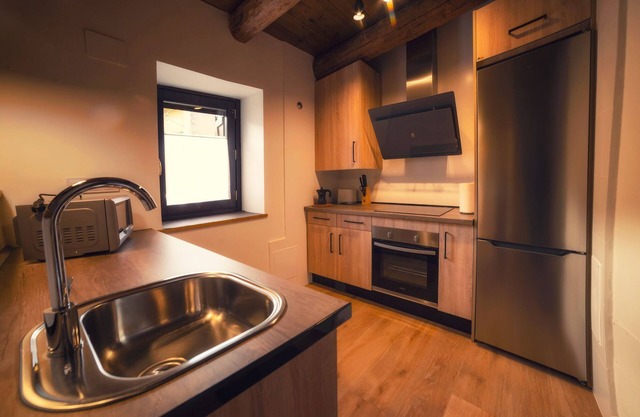 Apartamentos Camino de la Val - Grosín