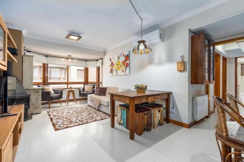Apartamentos Condado Di Positano no CENTRO by Achei Gramado